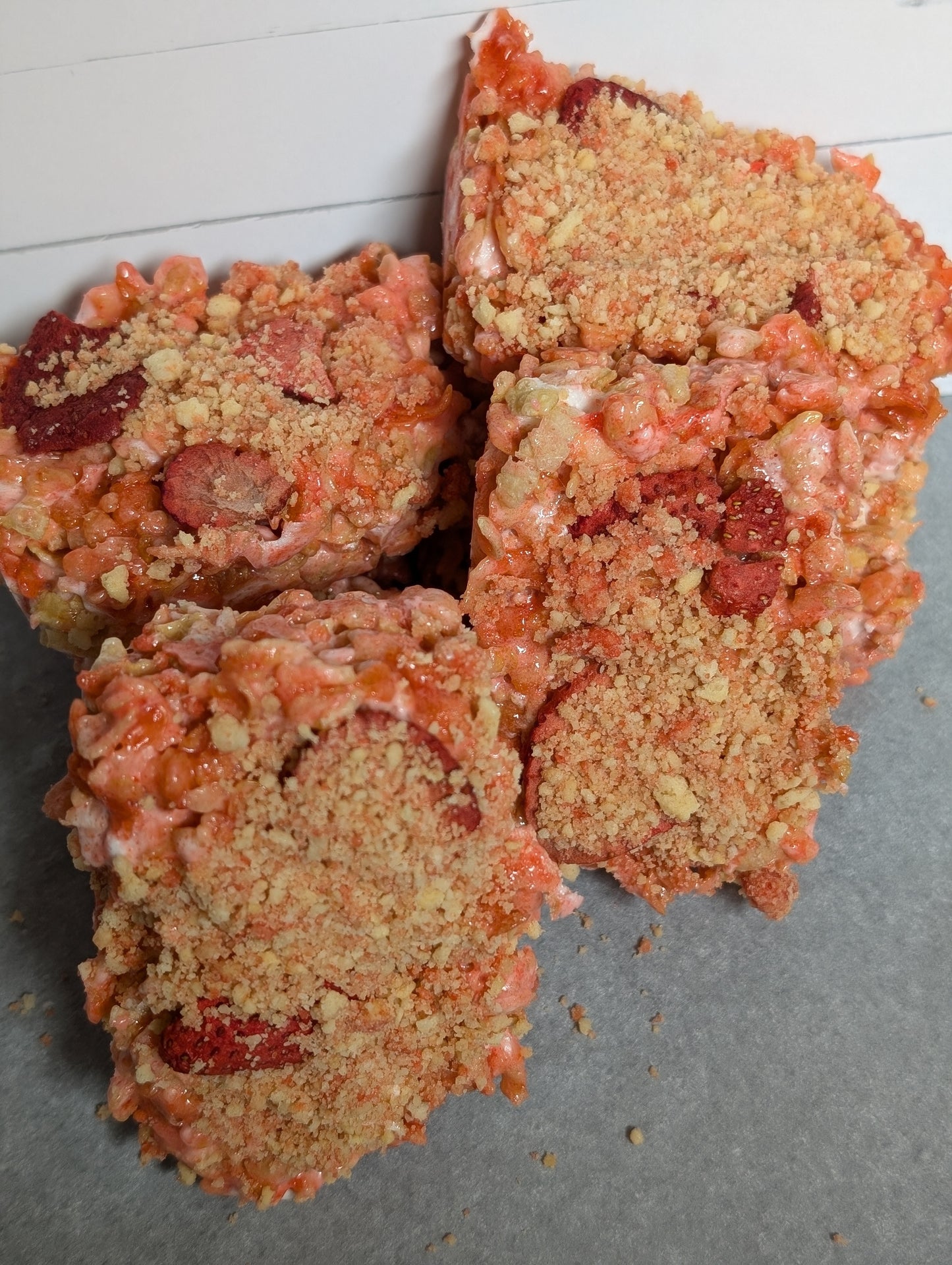 Strawberry Crunch Krispy